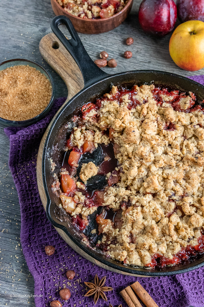 Leckerer Pflaumen-Crumble