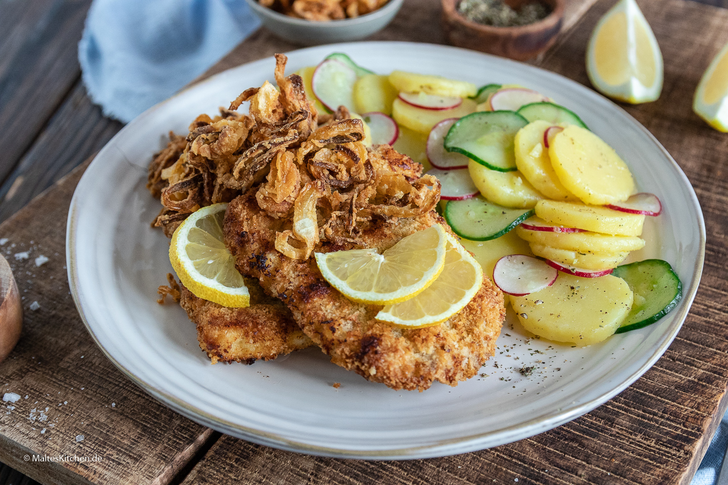 Rezept Zwiebelschnitzel mit Kartoffelsalat.