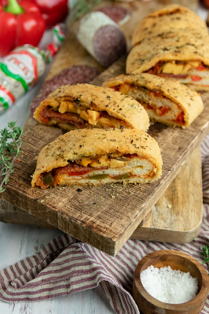 Stromboli mit leckerer PICK Salami.