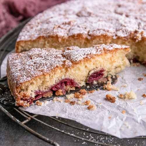 Rezept einfacher Rührkuchen mit Kirschen