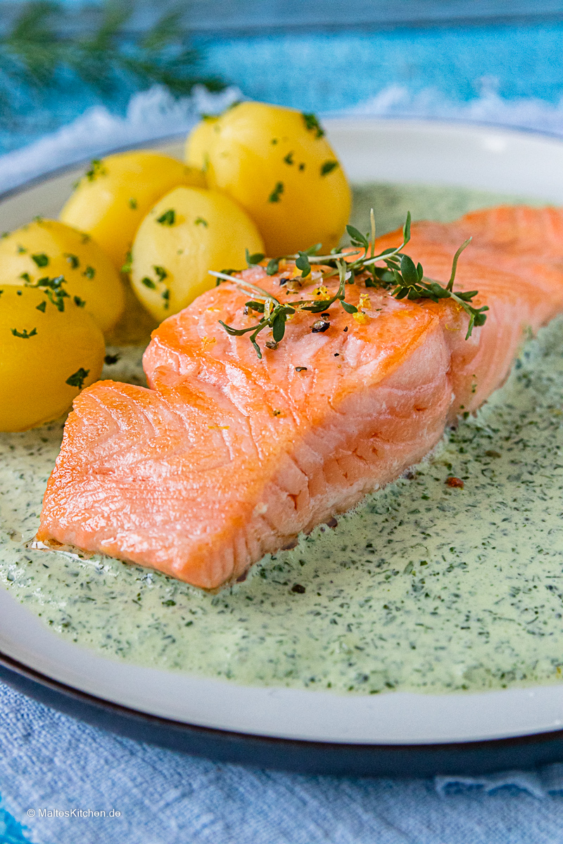 Super lecker und saftig. Lachsfilet von COSTA mit Frankfurter grüner Sauce.