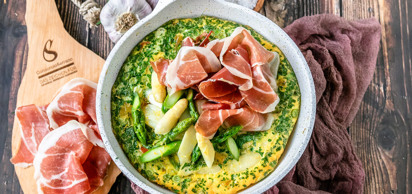 Rezept Tortilla mit Spargel und Serrano-Schinken.