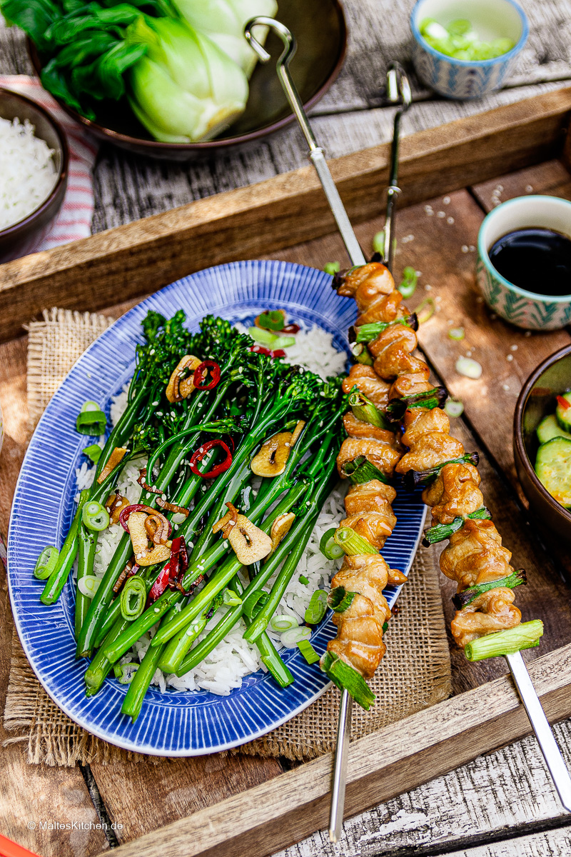 Yakitori Hähnchenspieße mit gegrilltem Bimi® Brokkoli