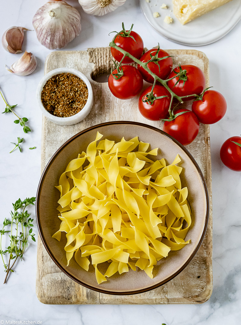 Tagliatelle für die Baked Pasta Chips.