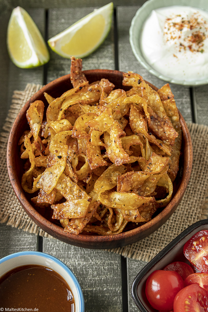 Super knusprige Baked Pasta Chips.