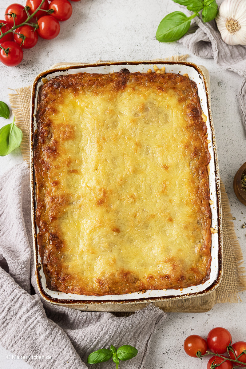 Hausgemachte Lasagne mit linsenbolognese
