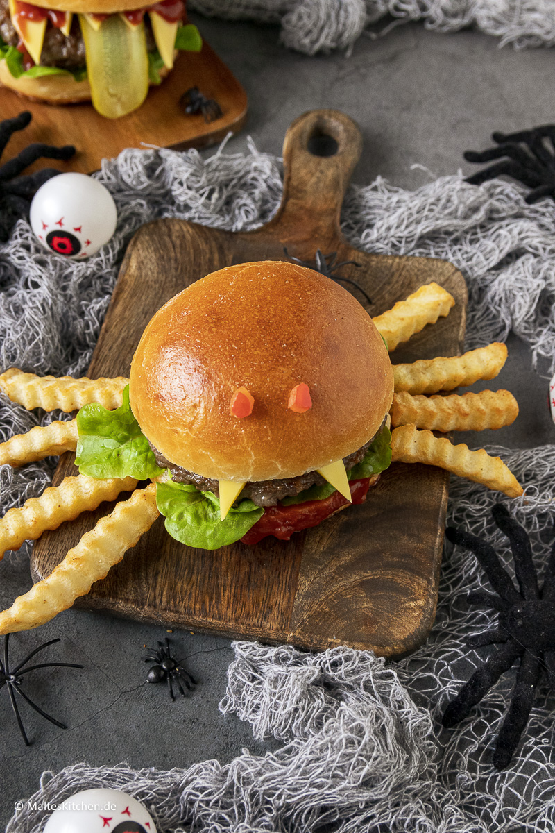 Schöne Halloween Burger.