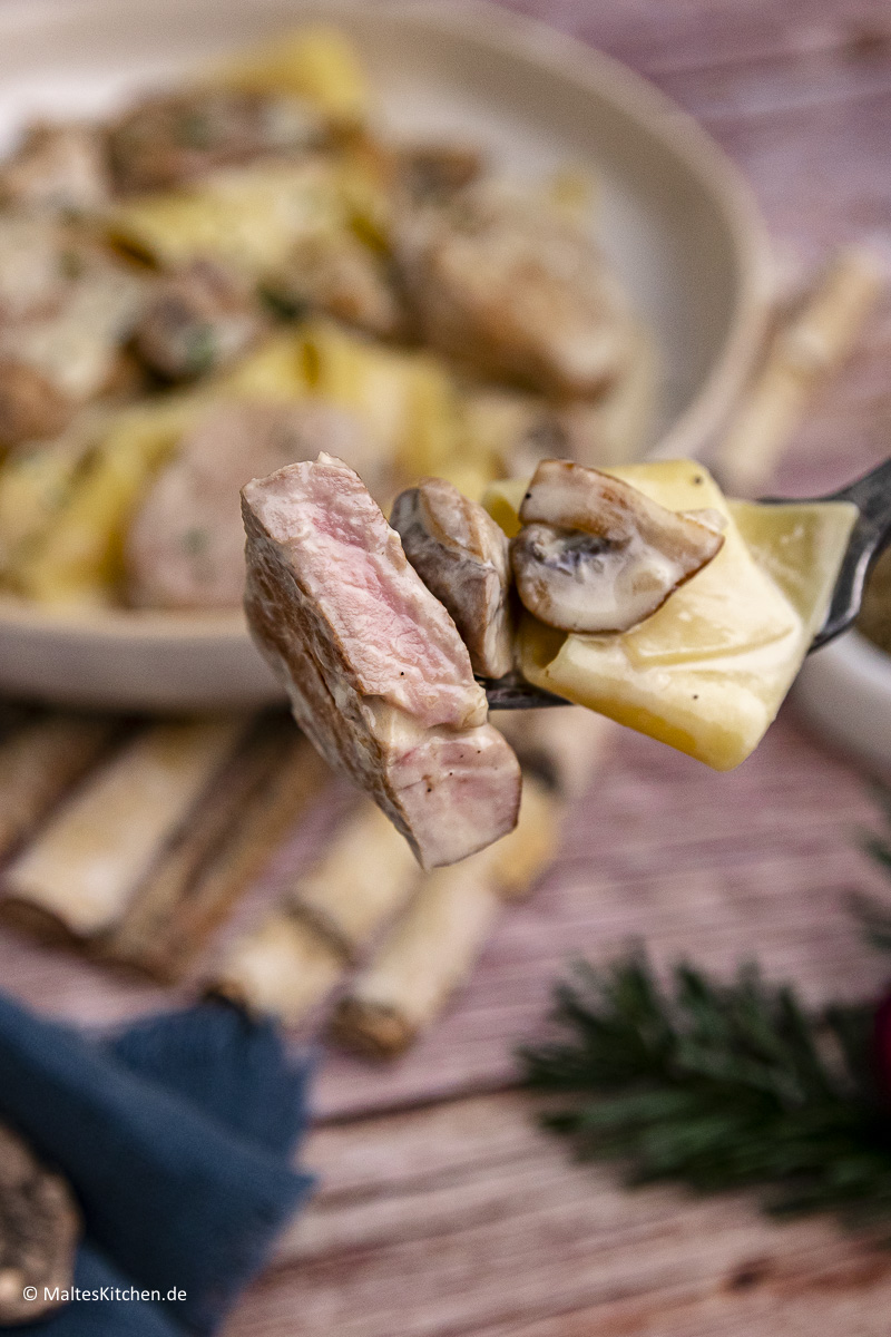 Einfach lecker, das Schweinelendchen in Pilzrahmsauce.