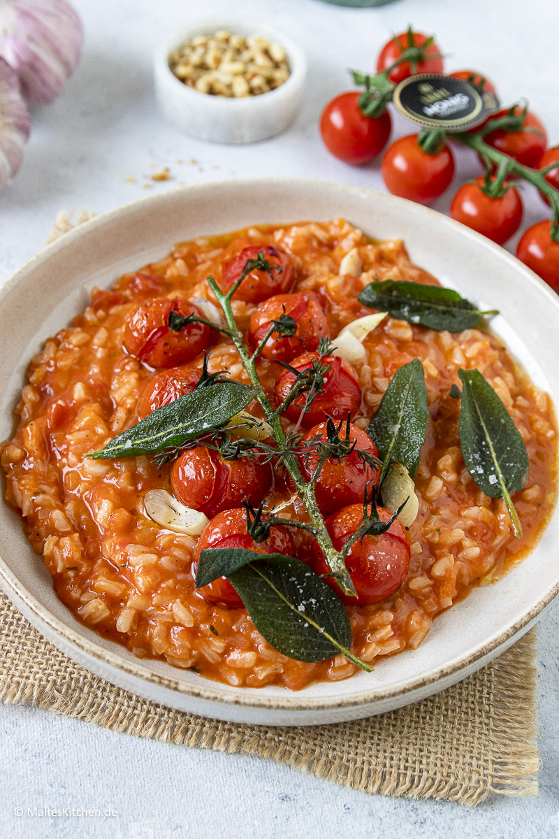Extra cremig und lecker. Tomatenrisotto mit Honigtomaten.