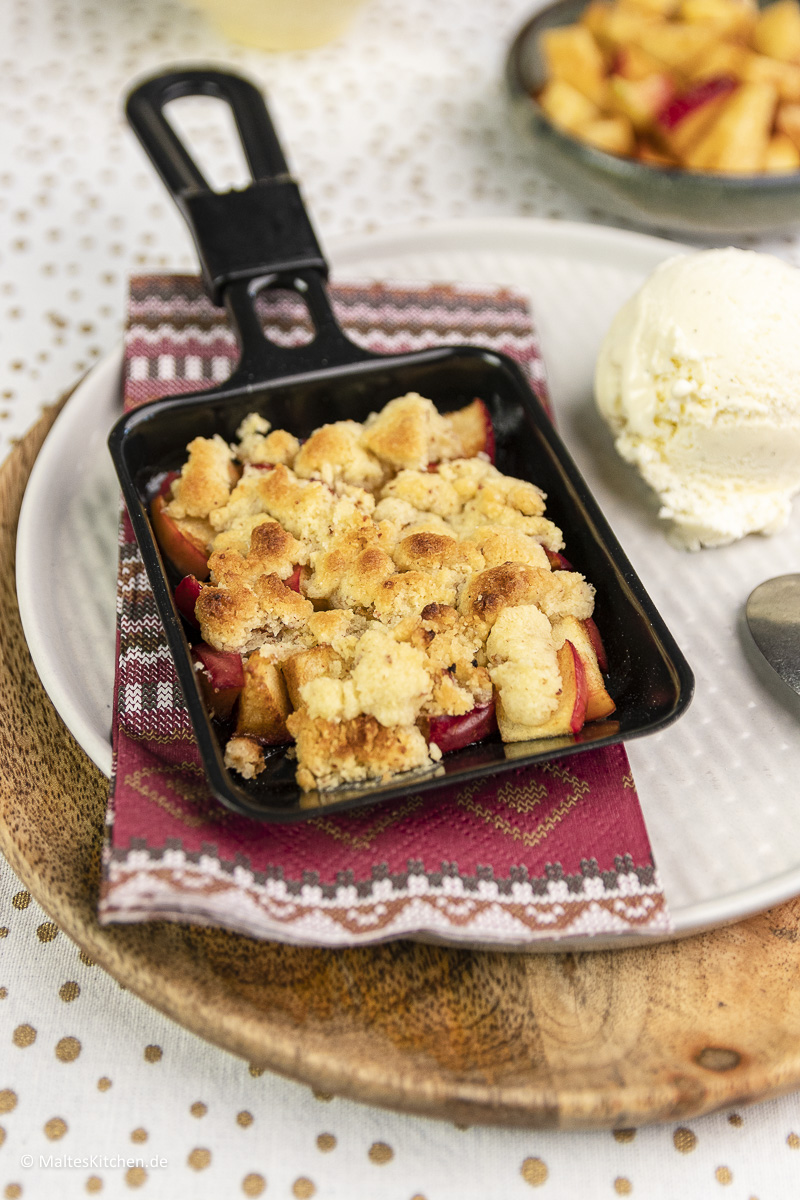 Apfelcrumble vom Raclette.