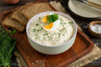 Rezept für einen einfachen Eiersalat mit Schnittlauch