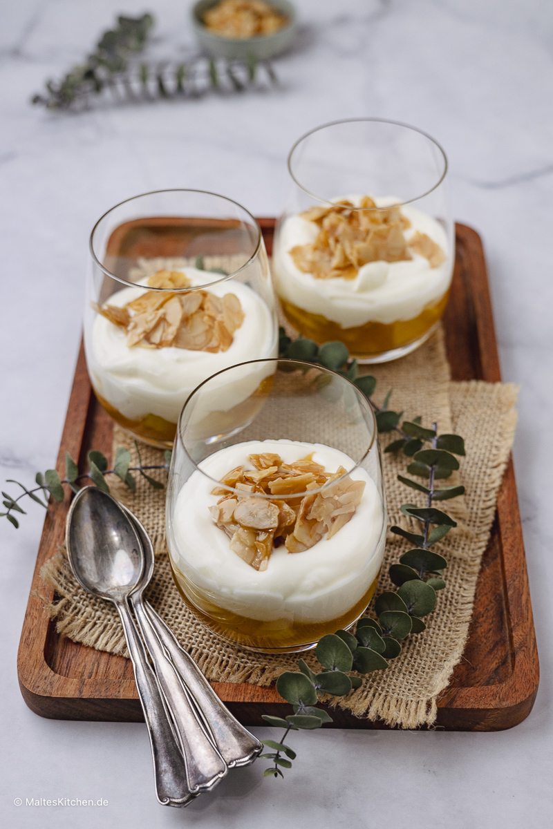 Mascarponecreme mit Sahne und Quark.