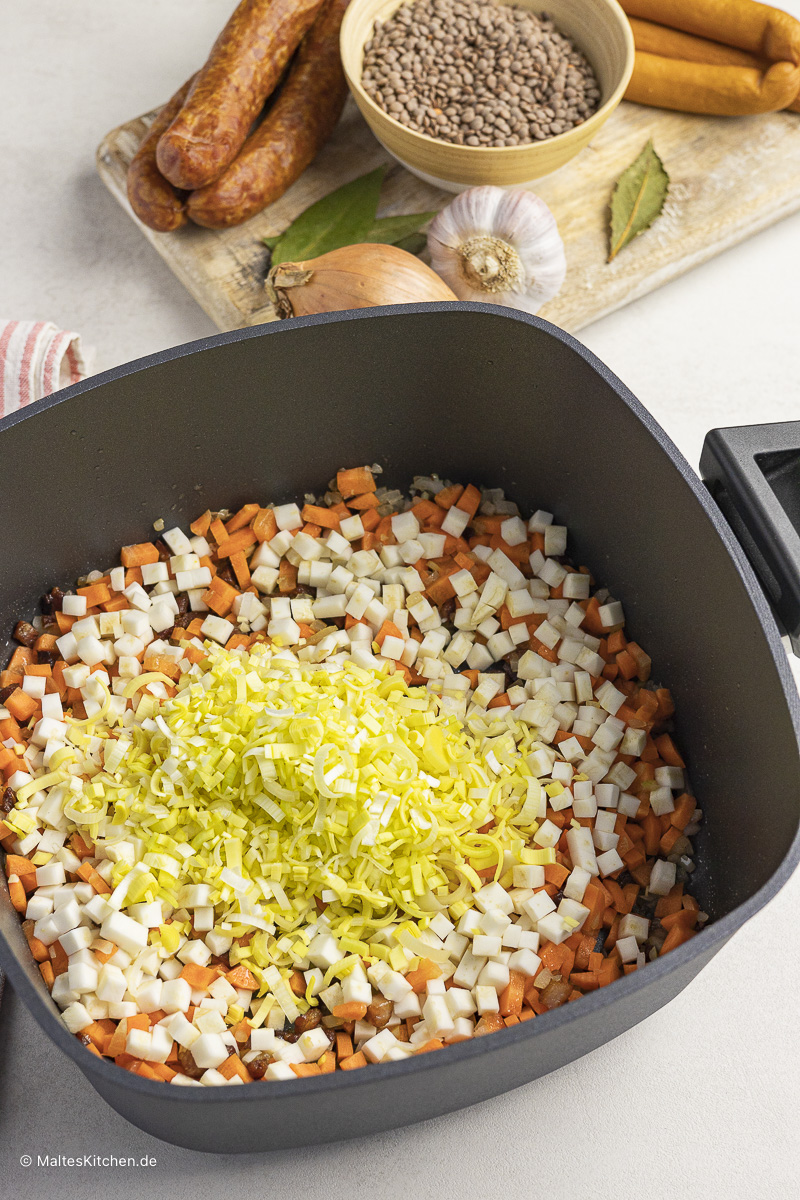 Zutaten für die Linsensuppe.
