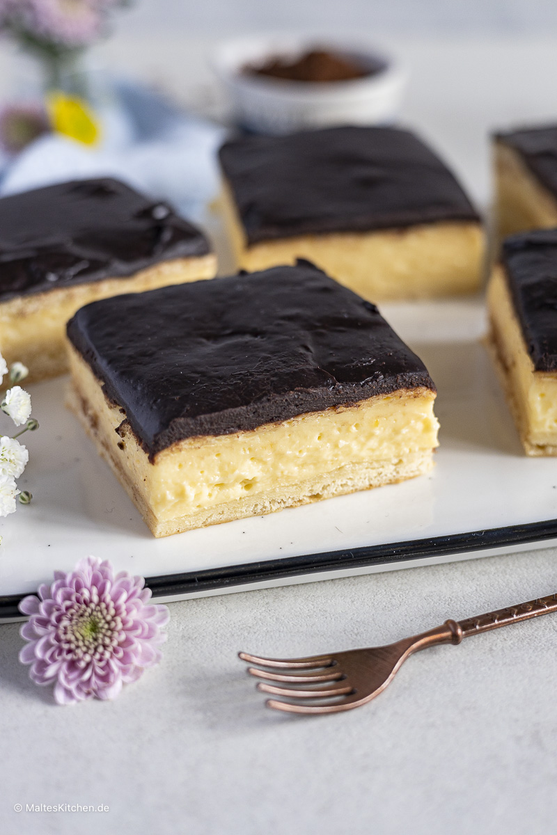 Schokoladenkuchen mit Puddingfüllung aus der DDR