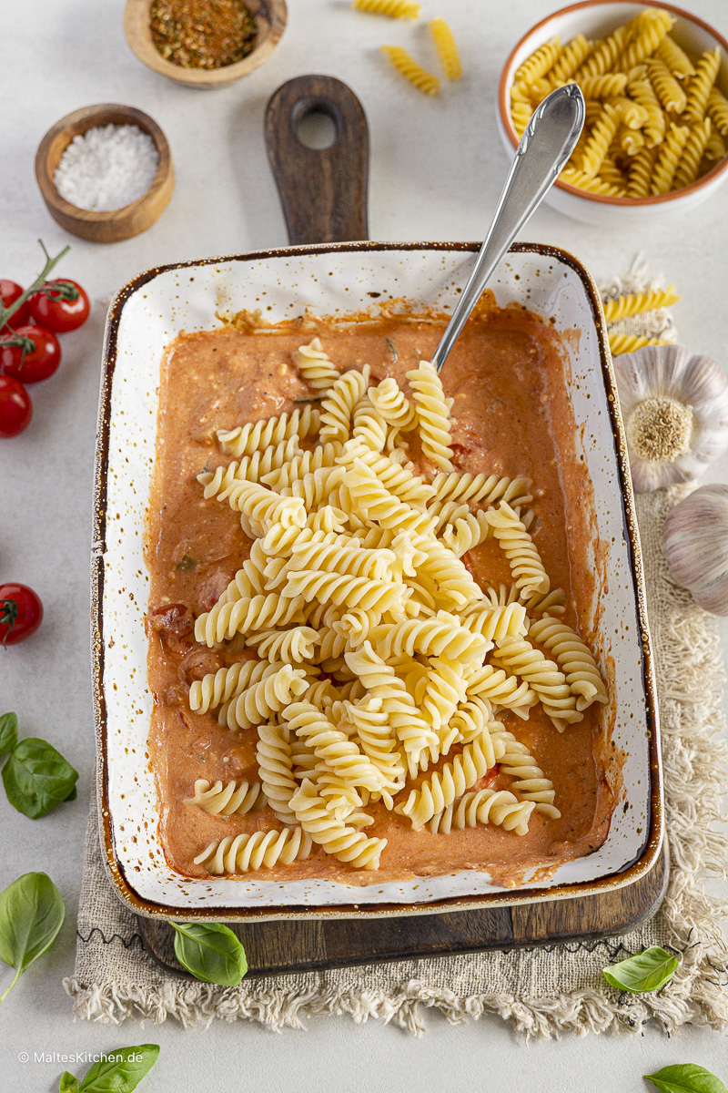 Pasta und Sauce