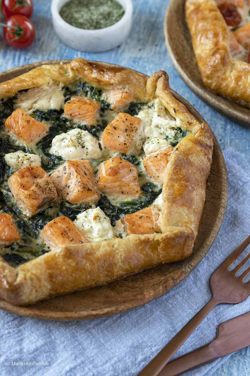 Knuspriger Teig und ein tolle saftiger Belag bei der Tarte Rustique.