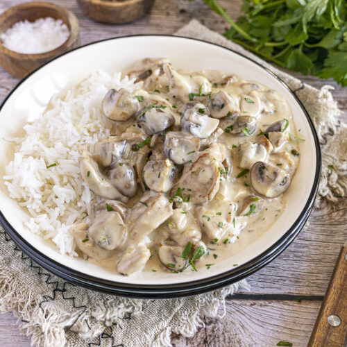 Rezept Schweinegeschnetzeltes in Rahmsauce mit Champignons