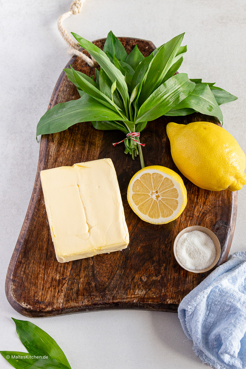 Zutaten für die Bärlauchbutter.
