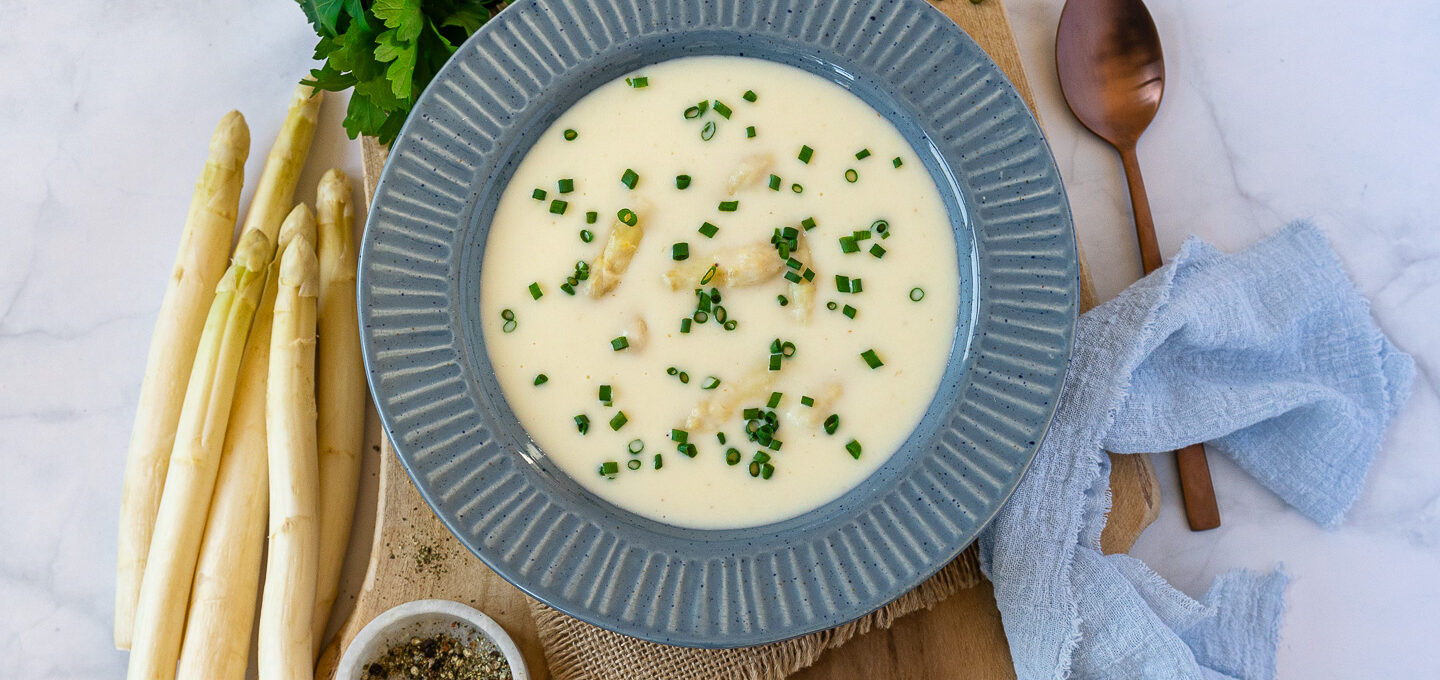 Rezept für eine Spargelsuppe aus Schalen