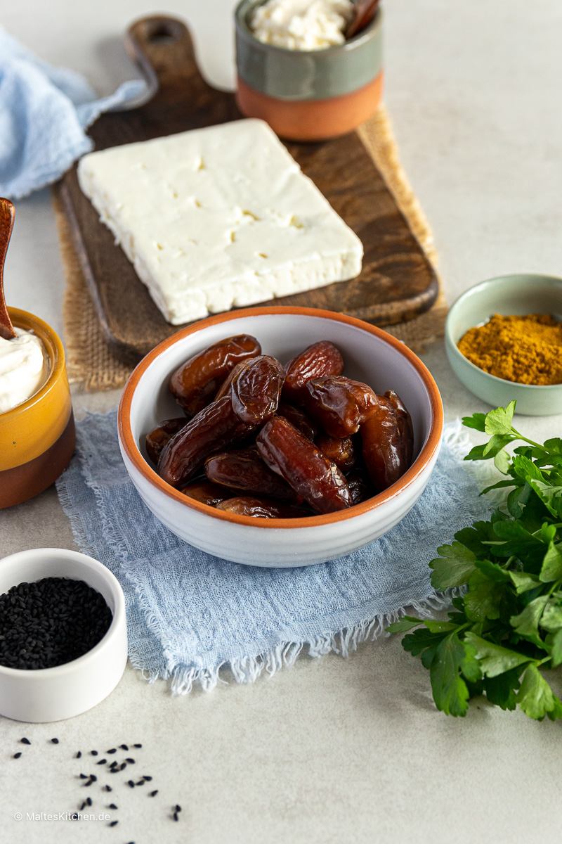Datteln für den Curry-Dattel-Dip.