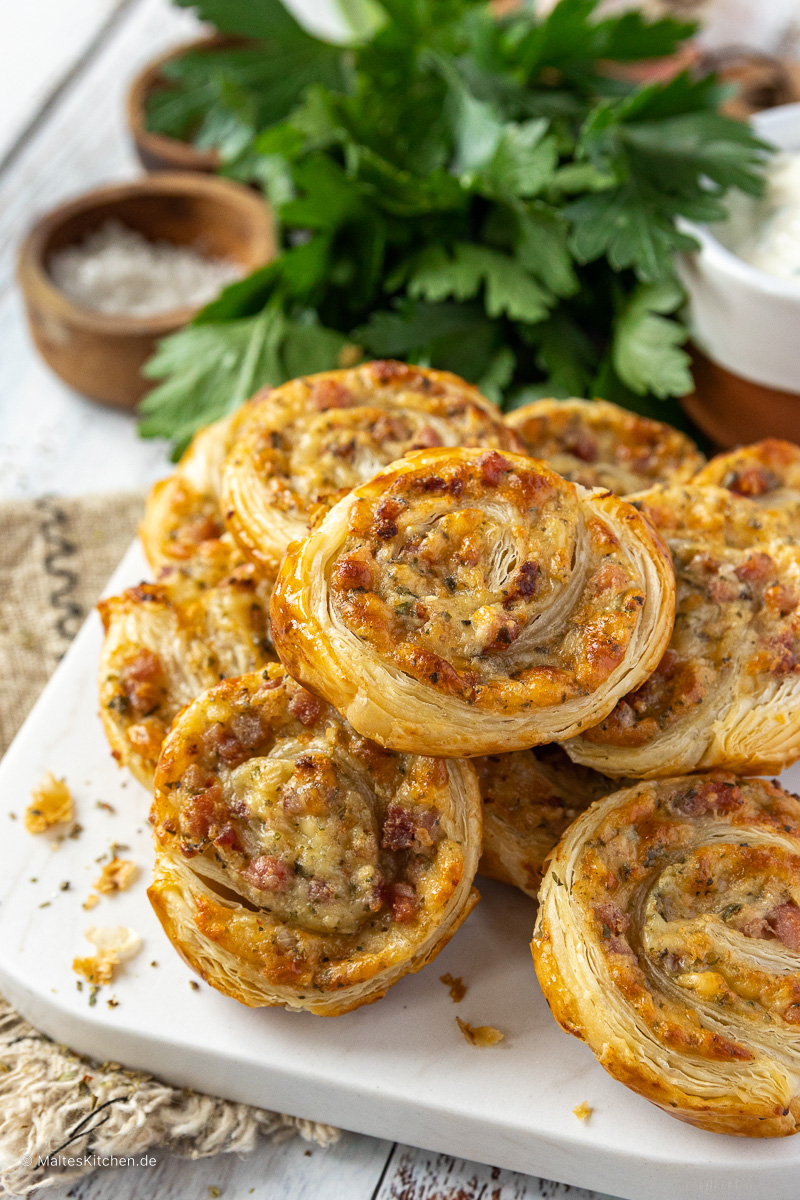 Knusprige Blätterteigschnecken.