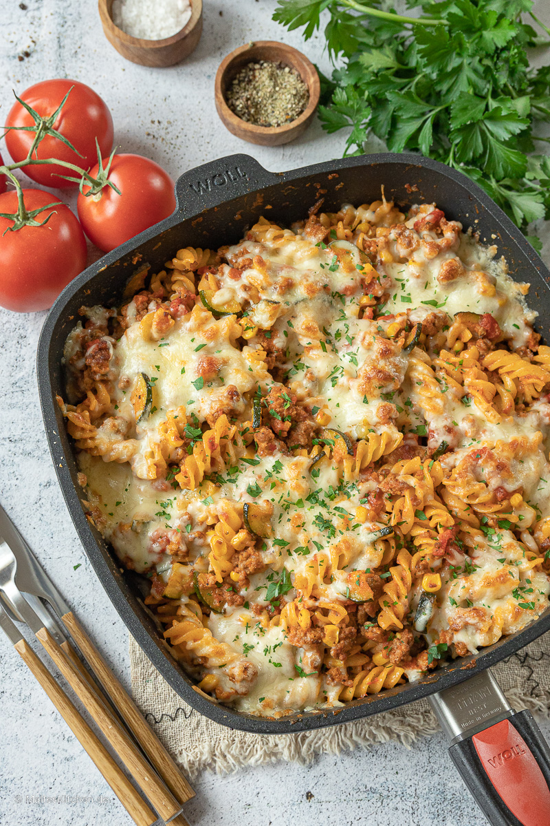 Toller Nudelauflauf mit Hackfleisch und Zucchini.
