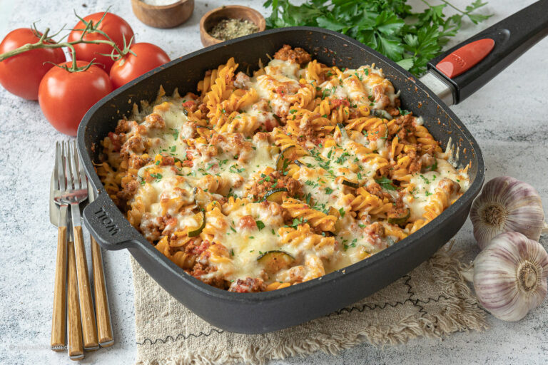 Rezept Nudelauflauf mit Hackfleisch und Zucchini