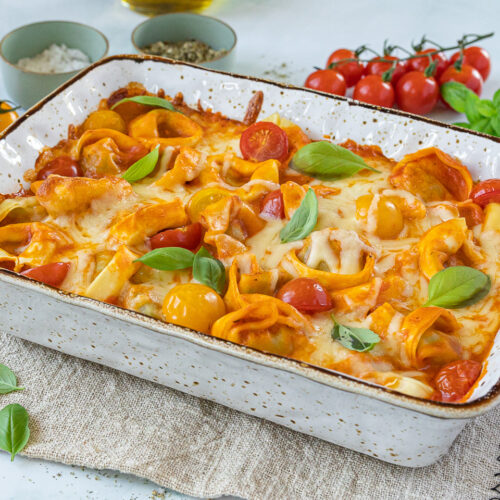 Rezept Tortelliniauflauf mit Tomatensauce