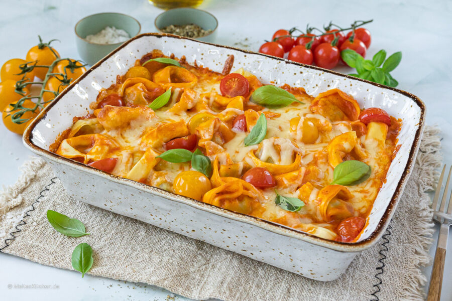 Rezept Tortelliniauflauf mit Tomatensauce