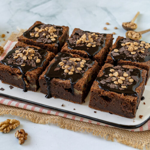 Saftige Zucchini Brownies mit Schokolade