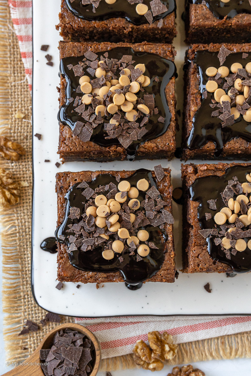 Zucchini-Brownies mit Schokodrops