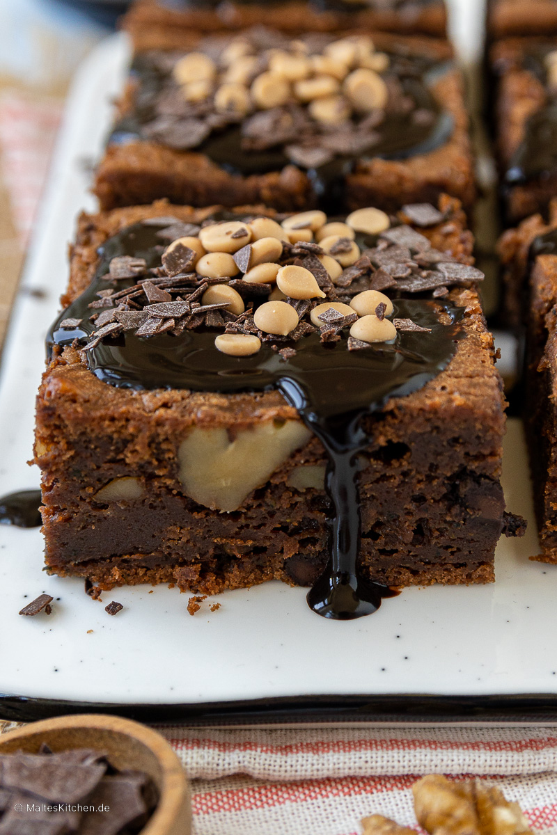 Leckere und saftige Zucchini-Brownies.