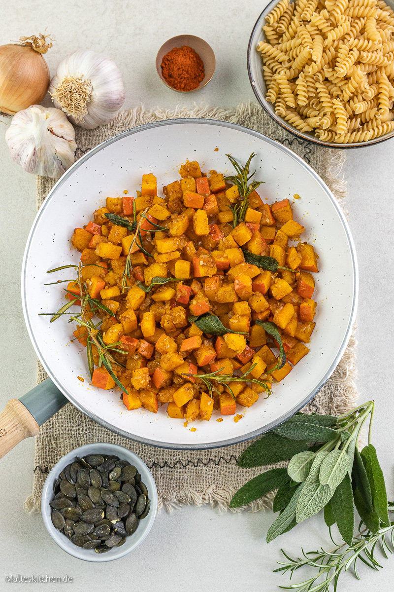 Zubereitung Nudelauflauf mit Kürbis