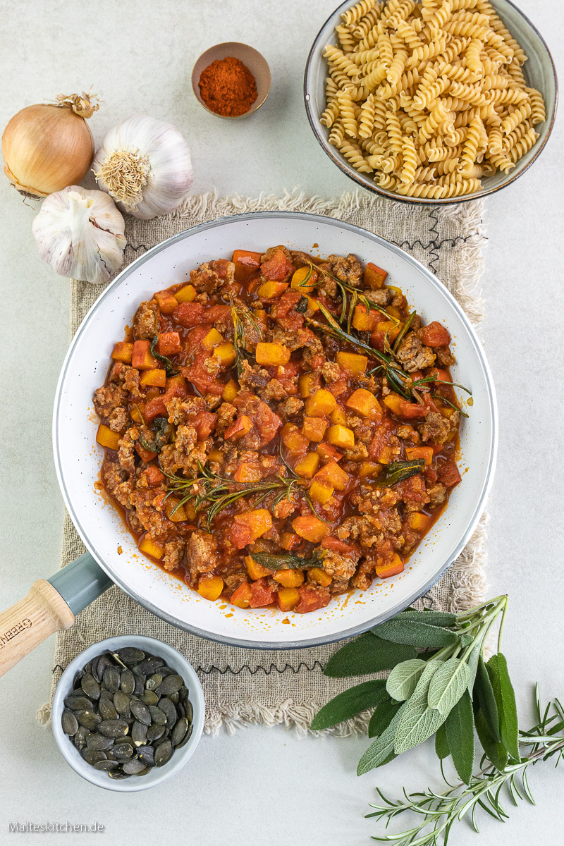 Zubereitung Nudelauflauf mit Kürbis