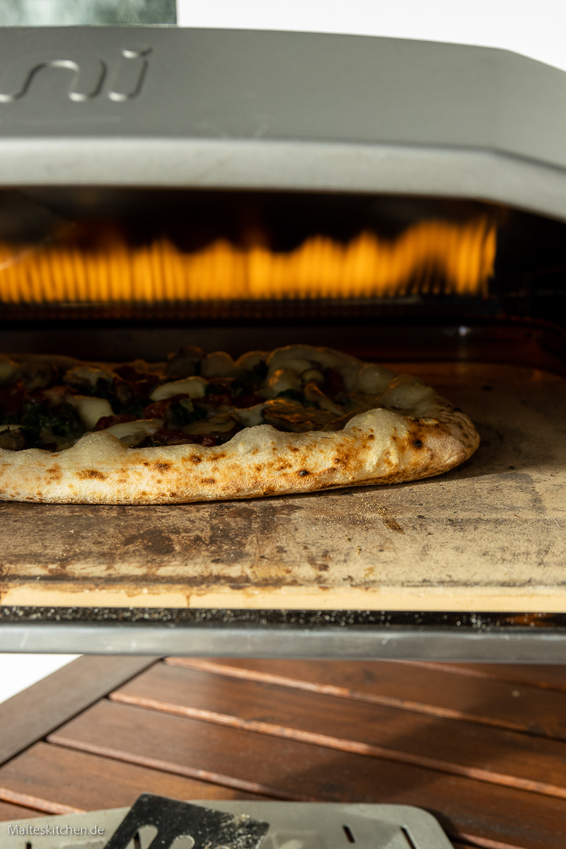 Pizza aus dem Koda 16 Pizzaofen von Ooni
