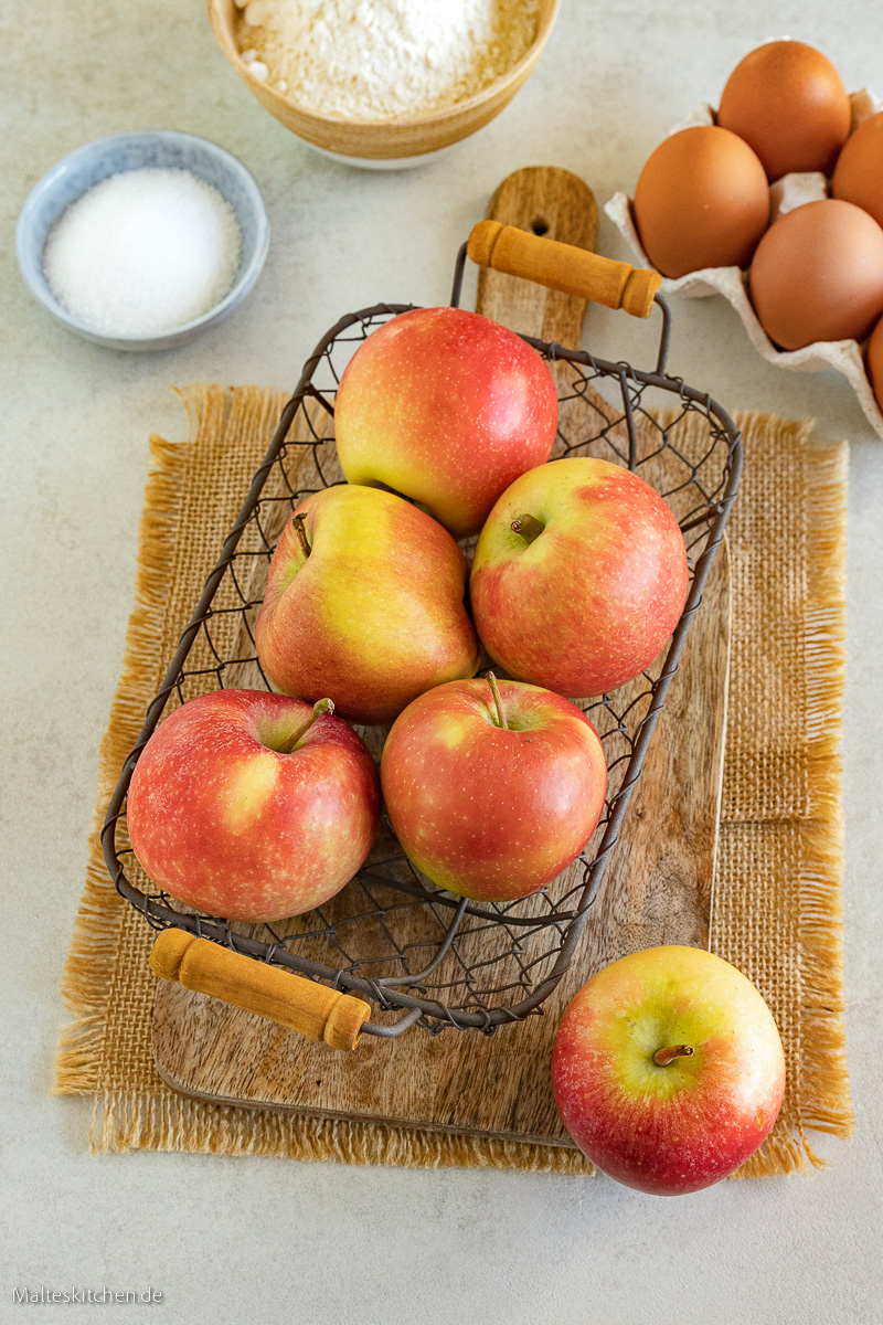 Äpfel für die Pfannkuchen