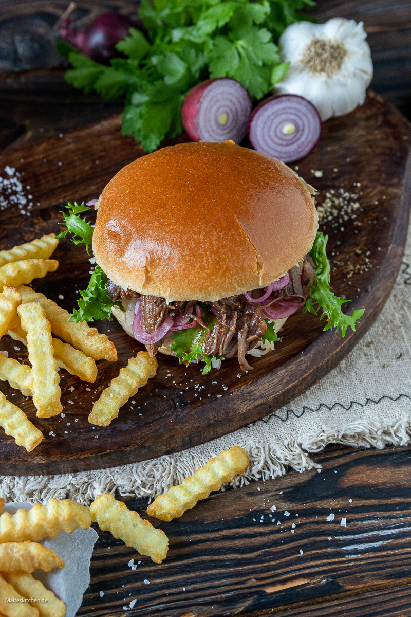 Pulled Beef Burger