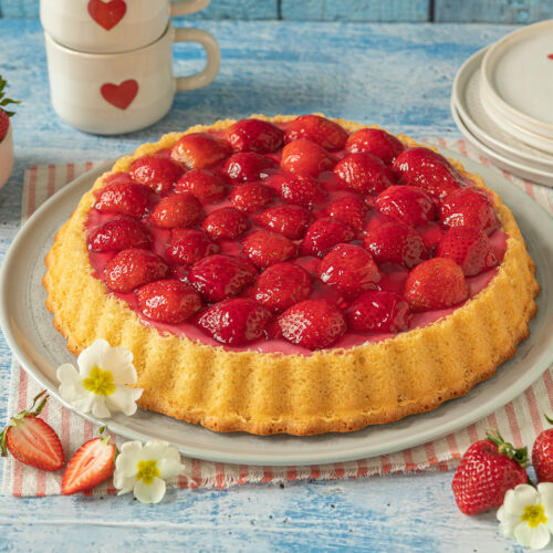 Einfacher Erdbeerkuchen mit Vanillepudding