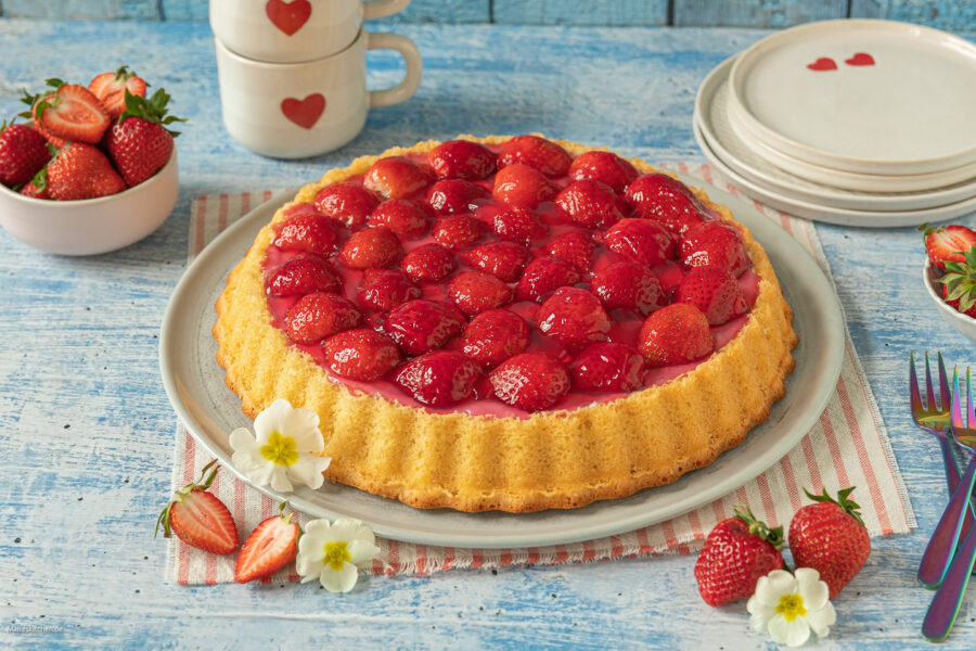 Einfacher Erdbeerkuchen mit Vanillepudding