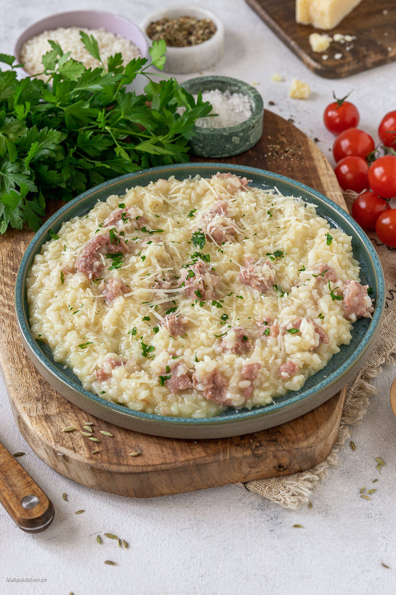 Risotto mit italienischer Wurst.