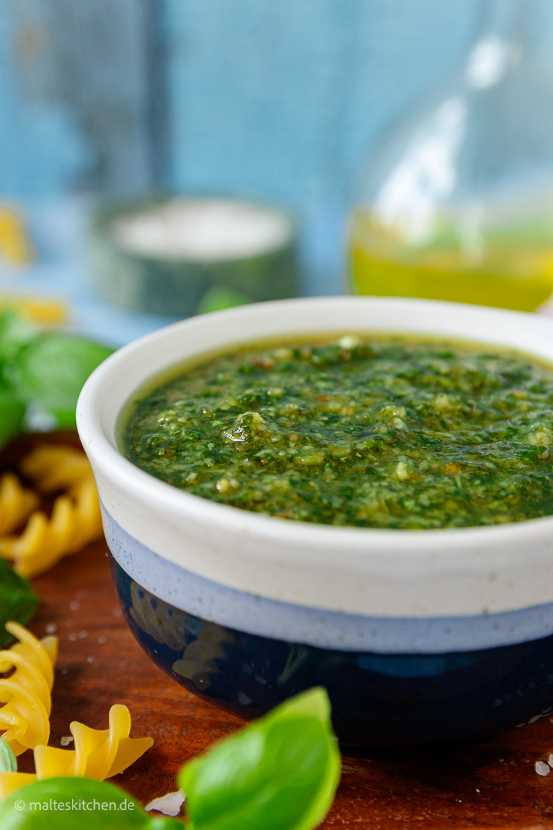 Italienische Kräutersauce