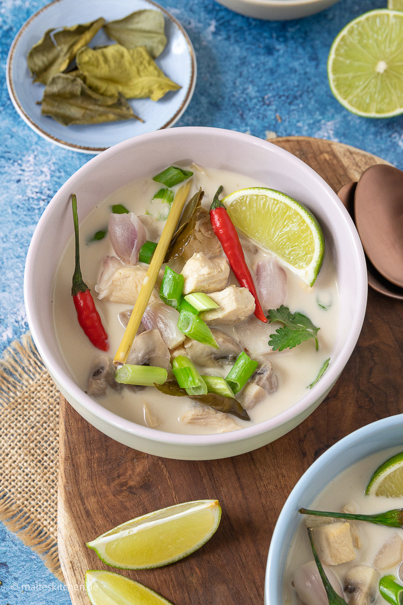 Unheimlich leckere Tom Kha Gai Suppe aus Thailand.