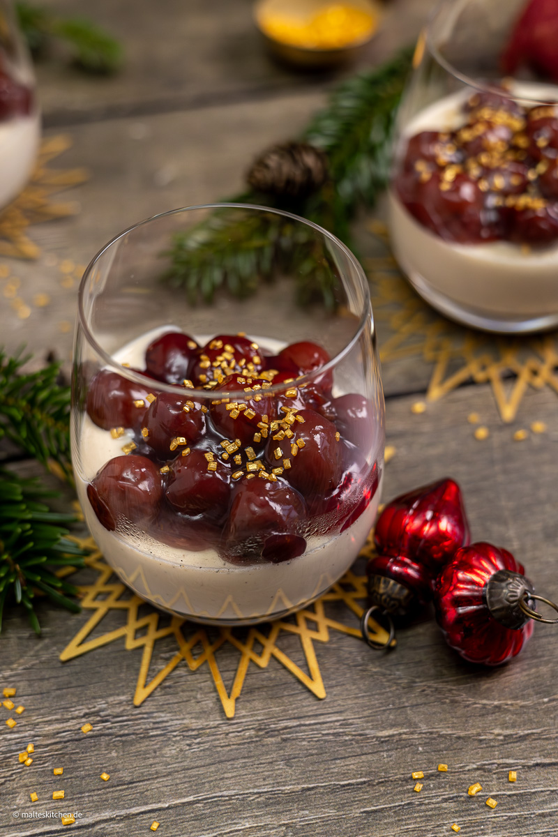 Panna Cotta an Weihnachten.