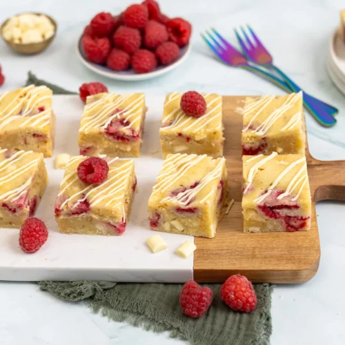 Blondies mit weißer Schokolade