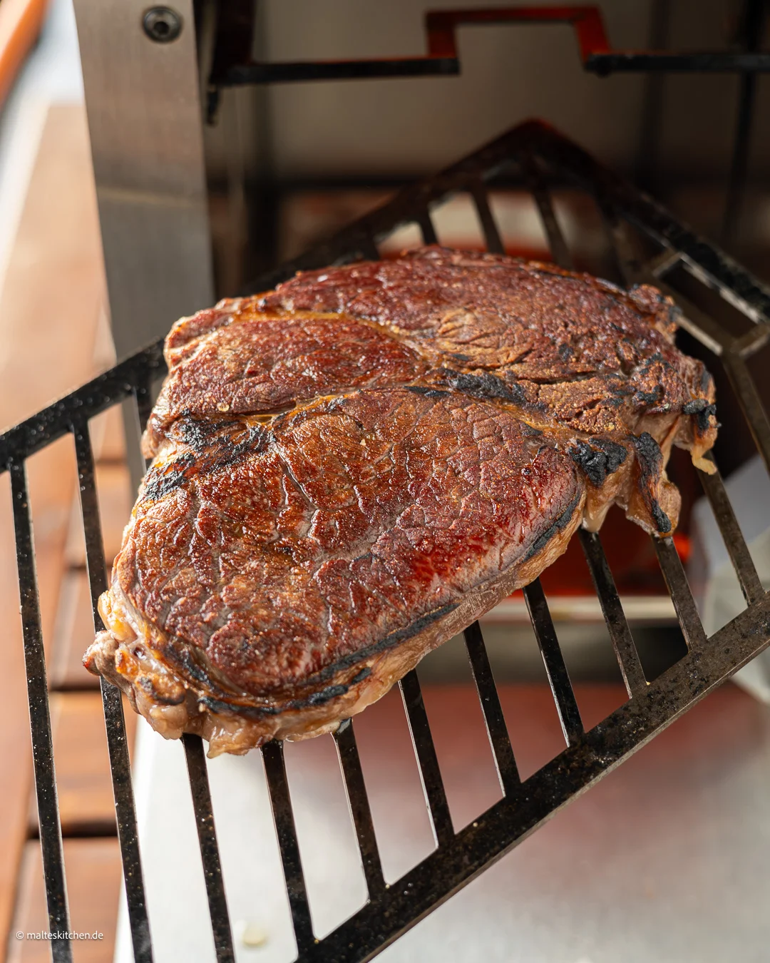 Gebeefes Rib-Eye-Steak