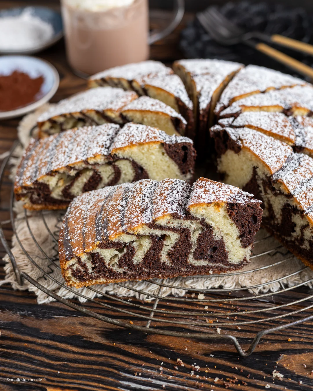 Einfacher Zebrakuchen, sehr saftig.