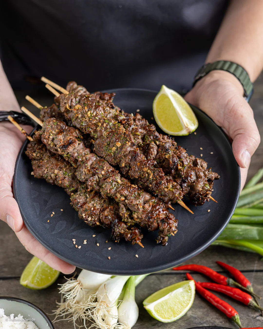 Saftige Sate vom Rind.
