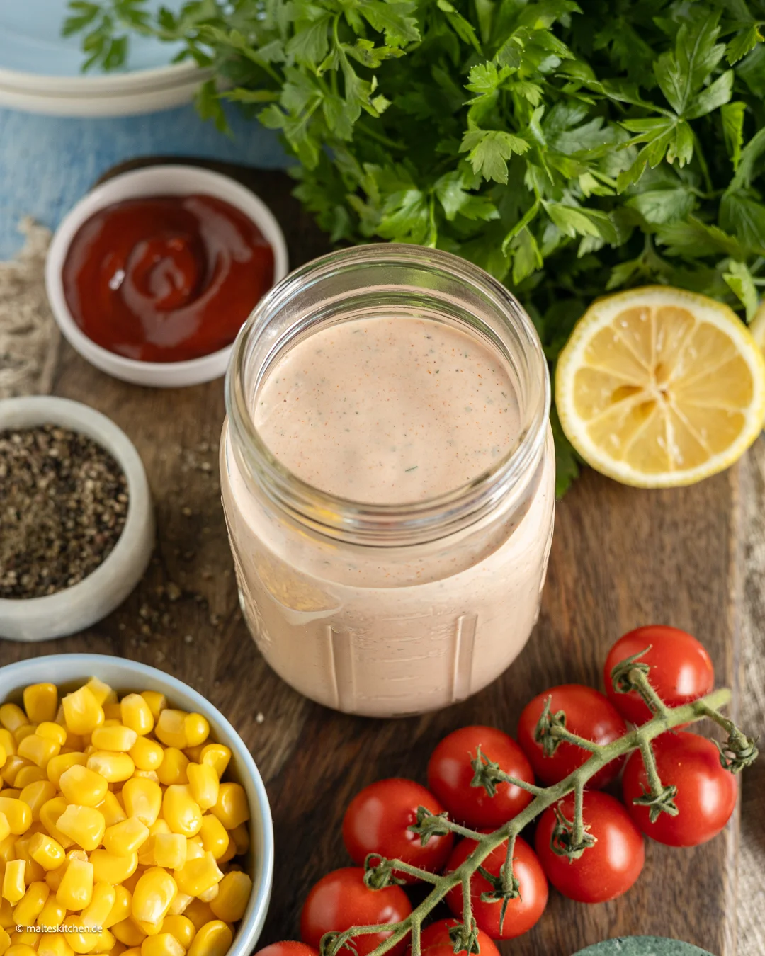 American-Dressing. Leckeres Salatdressing für gemischte Blattsalate.