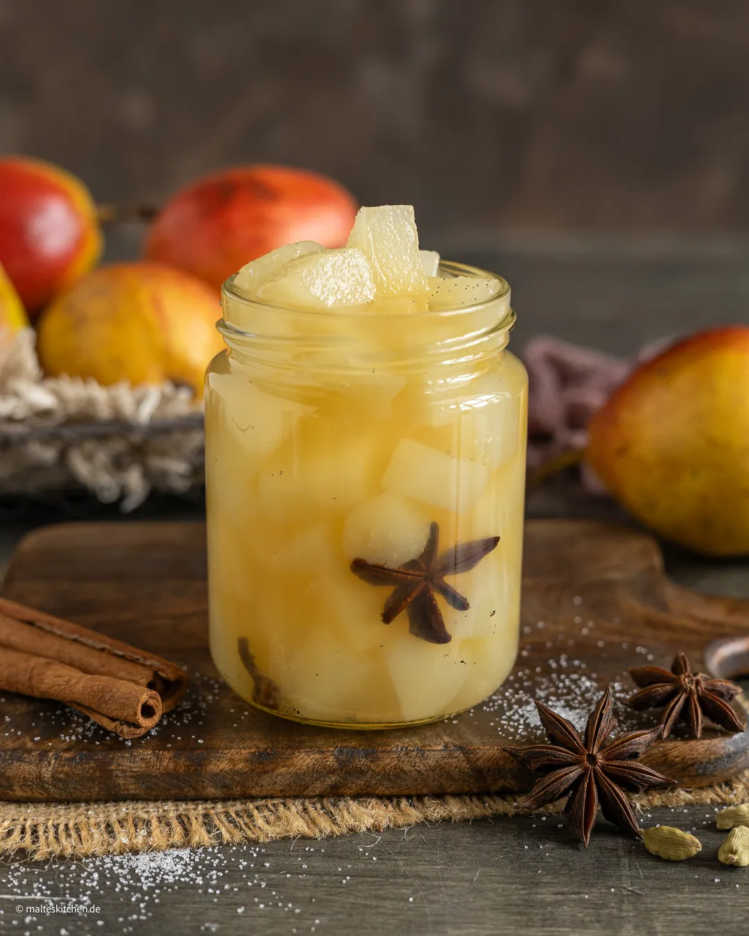 Ein fruchtiges Kompott mit Birnen