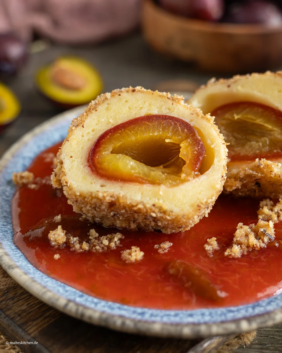 Süße Zwetschgenknödel